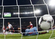 Германия - Дания - на чемпионате по футболу, Евро 2012, 17июня 2012 - 80xHQ 477dde201609917