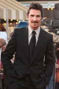 Кристиан Бэйл (Christian Bale) 2009-06-23 At Public Enemies Premiere in LA - 184xHQ 157992207602125