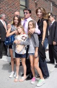 Сильвестр Сталлоне (Sylvester Stallone) Arrive the Letterman Show with wife and Daughters July 19, 2010 - 10xHQ 884c0d207609521